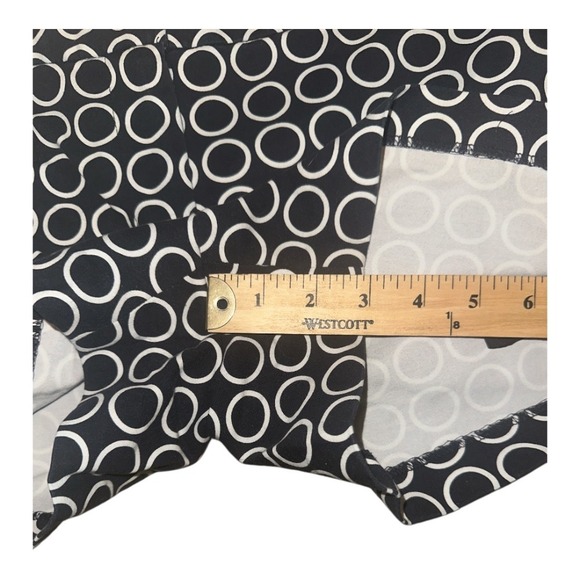 Michael Kors Blue/White Patterned Mini Shorts, Size 12 - Picture 9 of 9